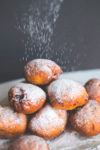 sugar-falling-homemade-powder